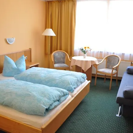 Pensión Müritzblick 3*